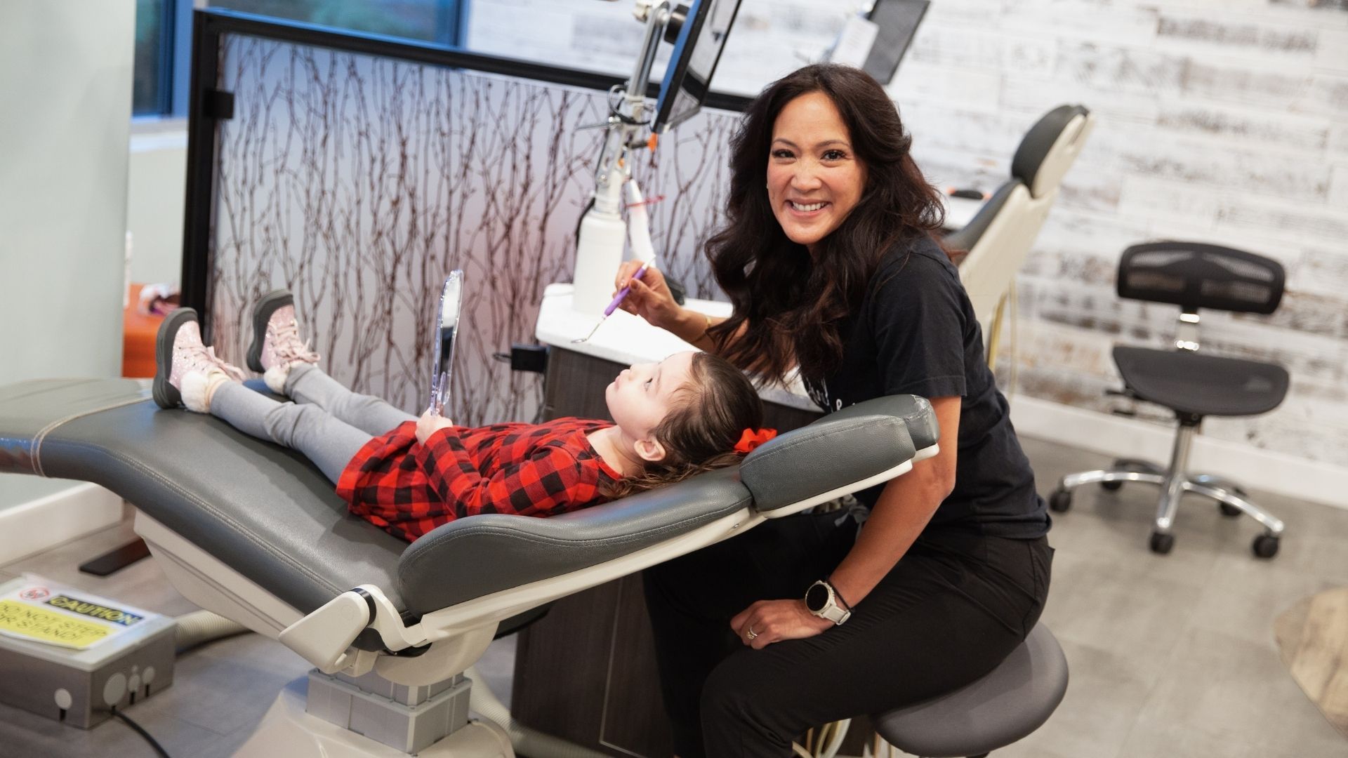 Marketing Strategies for Female Dentists: The Secret to Creating a Successful Dental Practice